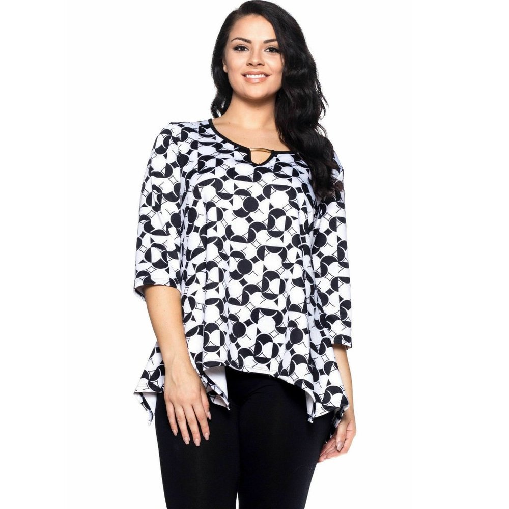 Hot Ginger Ladies Shark Bite Tunic Top White Circles Size XL  NWOT